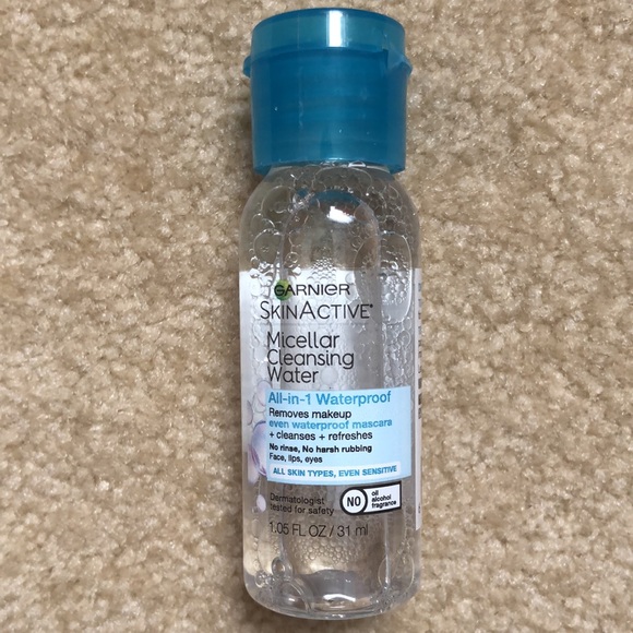 Garnier Skinactive Micellar Cleansing Water Set of 2 TRAVEL - Picture 2 of 3